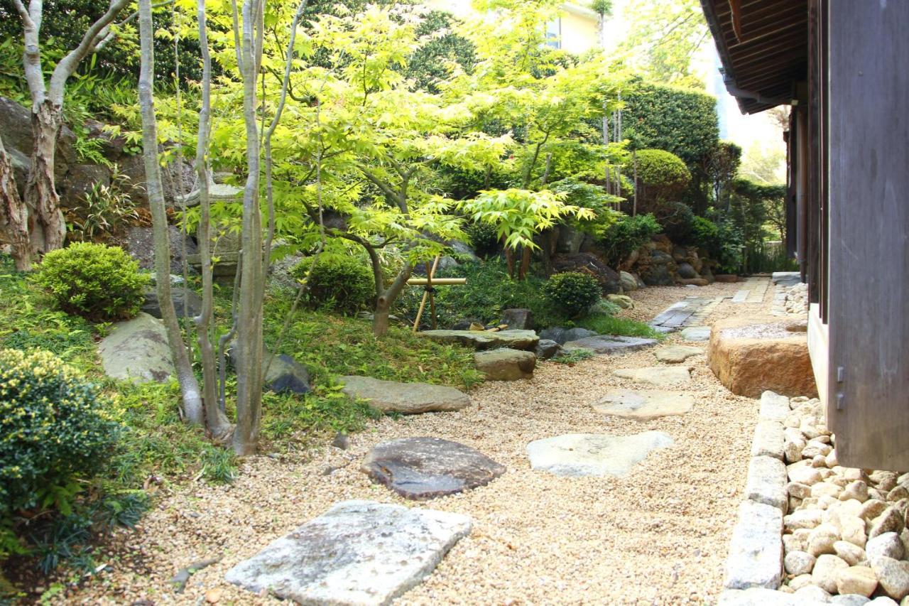 藤花楼 Kamakura Bed & Breakfast Yamanouchi  Bagian luar foto