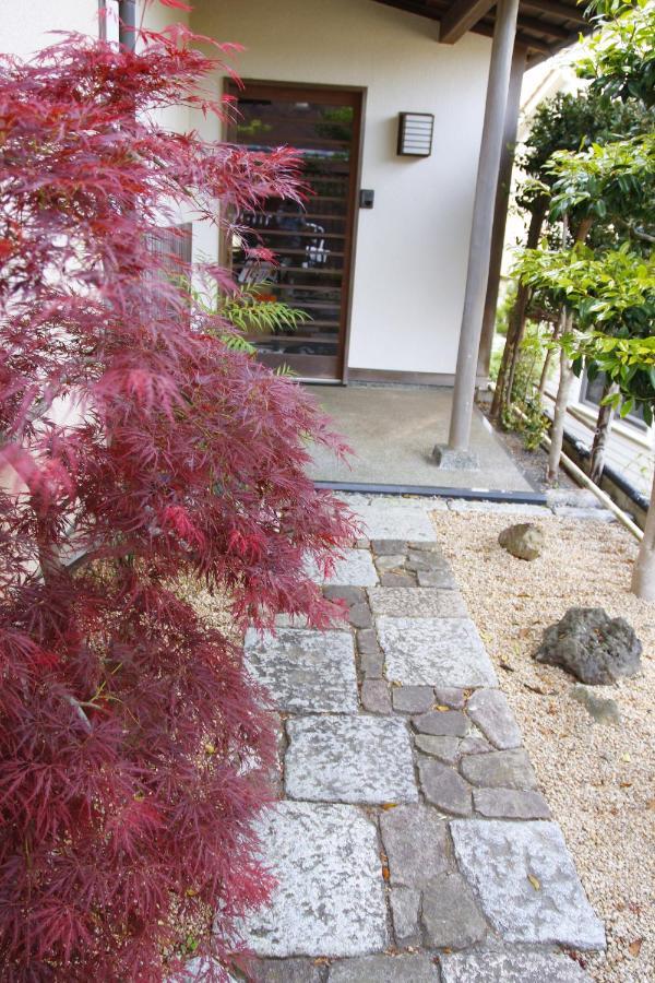 藤花楼 Kamakura Bed & Breakfast Yamanouchi  Bagian luar foto